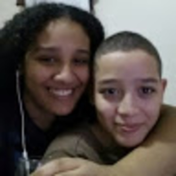 Meet your Posher, Keisha - Picture 1 of 1